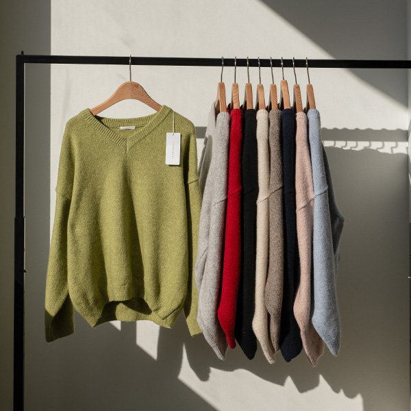 [Special Sale] Rams Wool Loose V-neck Knitwear