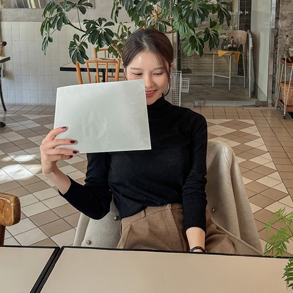 [valyou] fleece lined 패치 투타입 T-shirt