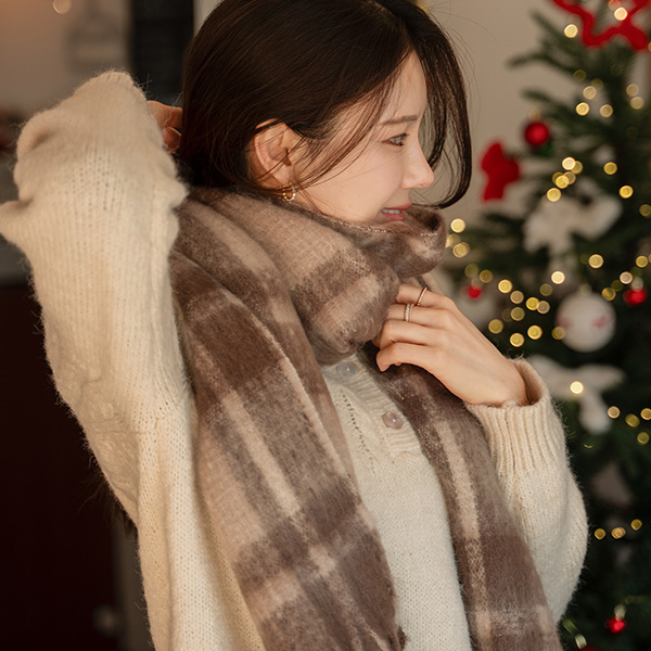 포근 Check Labels muffler