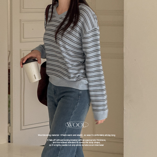 Simple Horizontal Striped V Wool Knitwear