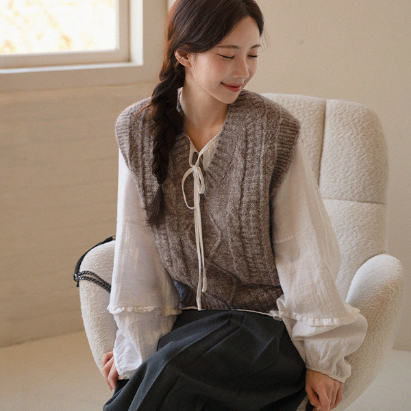 Fisher Wool V Knitwear Vest