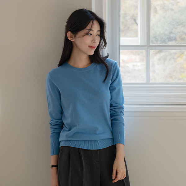 Silket Viscose Round Knitwear