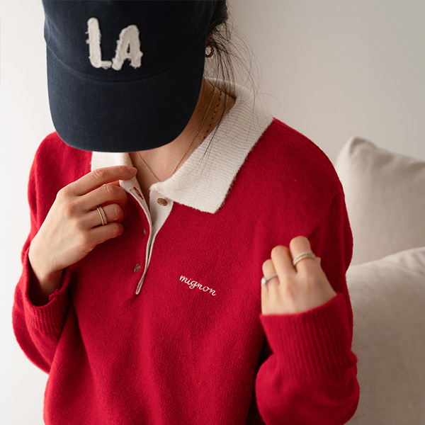 Dreaming Color Matching Collar Embroidery Knitwear