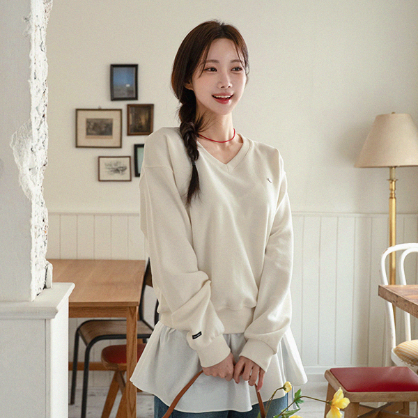 [valyou] Our V Sweatshirt