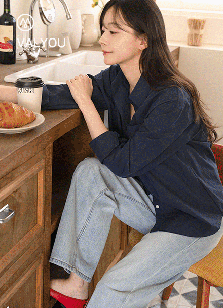 [valyou] Metal Logo Standard Shirt Korea