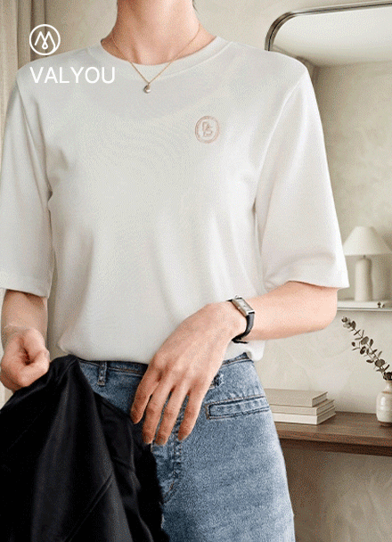 [valyou] Bless Embroidery Short-sleeve T-shirt Korea