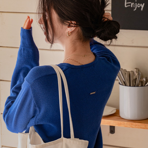 [valyou] Heritage V-neck Knitwear