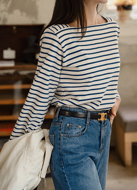 free 스퀘어 horizontal striped T-shirt Korea