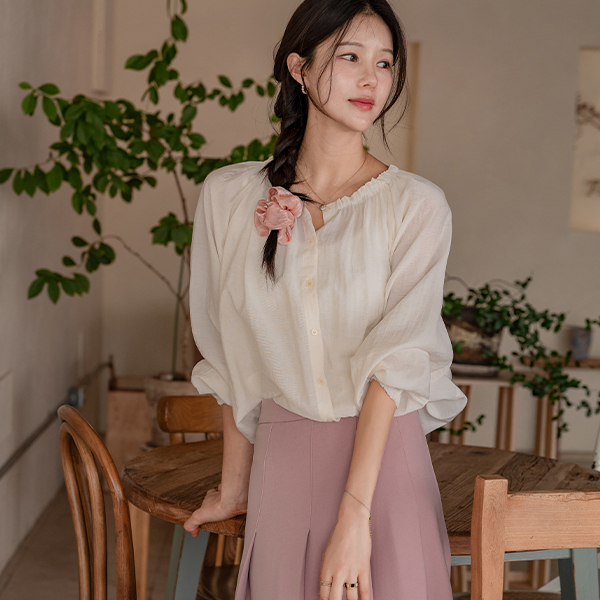 Ray Sheer String Blouse