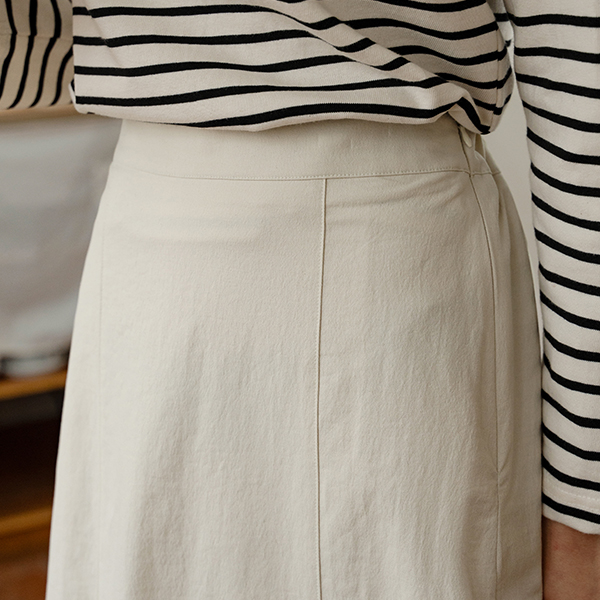 Cover Aline 뒷밴딩 Skirt