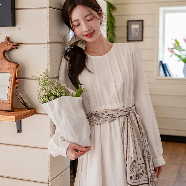 Pintuck String Long Dress