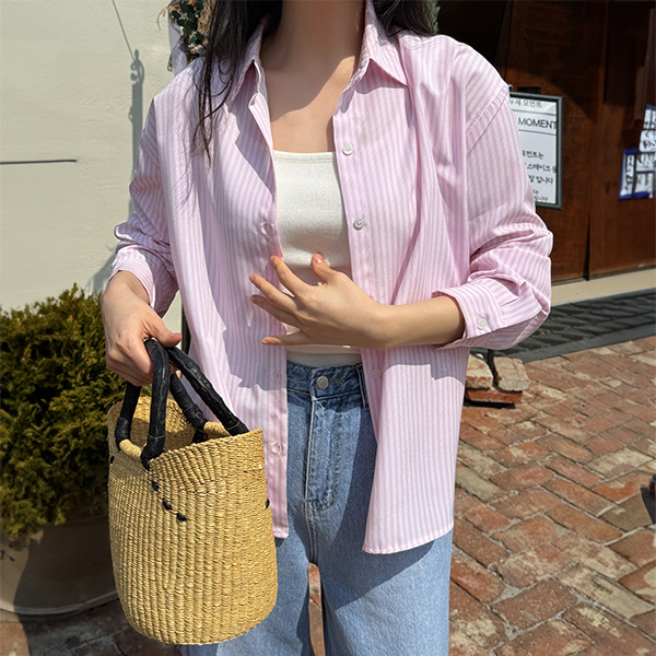 [valyou] Wrinkle Free Embroidery Point Stripe Shirt