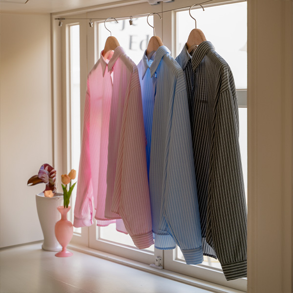 [valyou] Wrinkle Free Embroidery Point Stripe Shirt