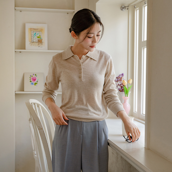 Soft Tencel Collar Knitwear