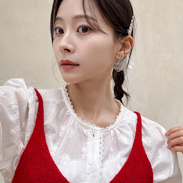 플로럴 Punching Blouse