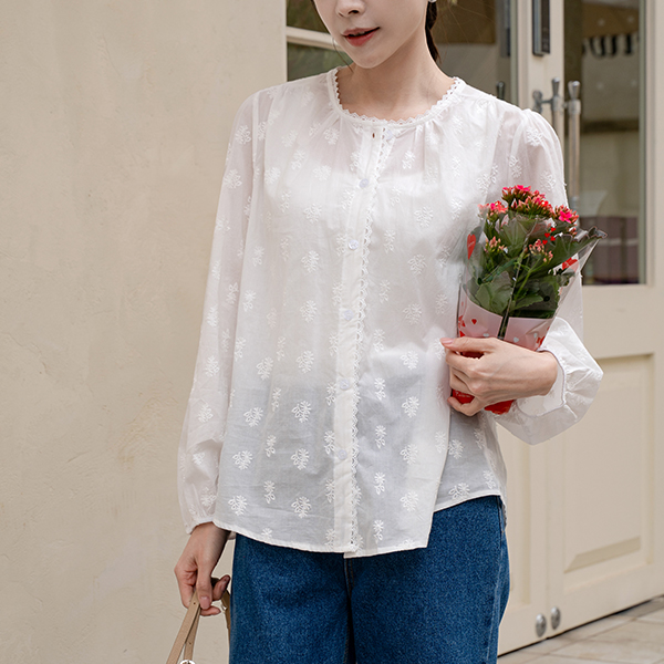 플로럴 Punching Blouse