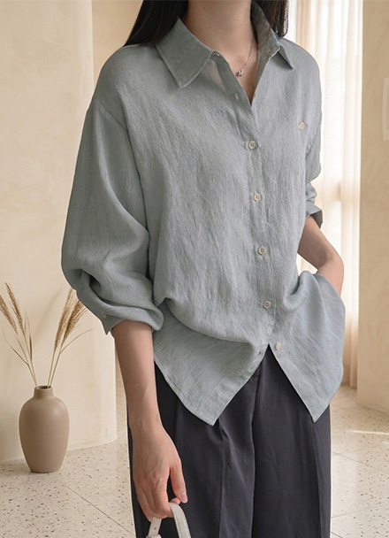 Light Wappen Linen Shirt Korea