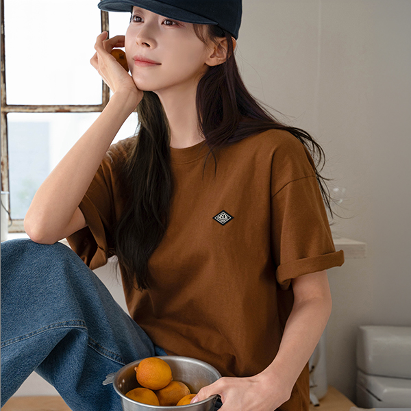 Diamond Patch Slits Short-sleeve T-shirt