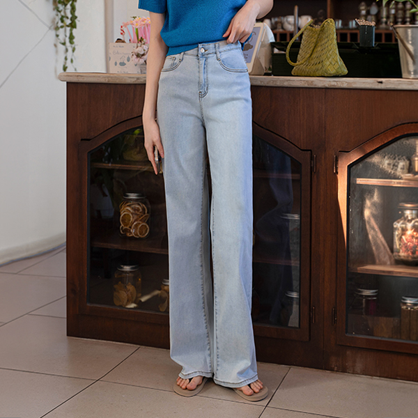 Chewy Spandex Straight Denim Pants