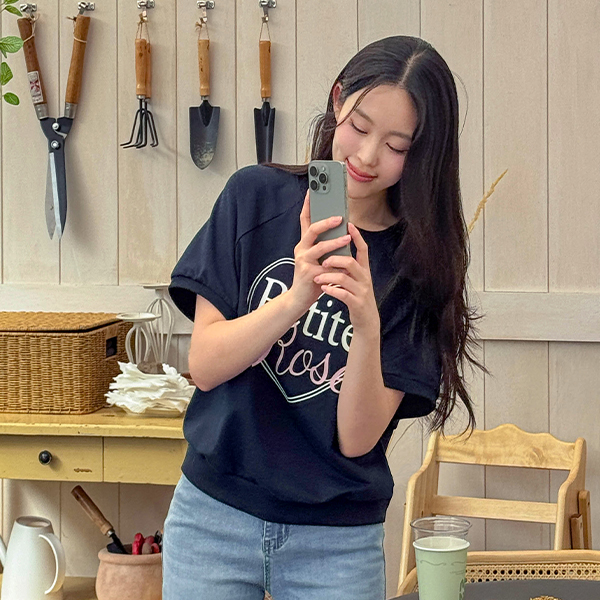 Rose Incision Short-sleeve Sweatshirt