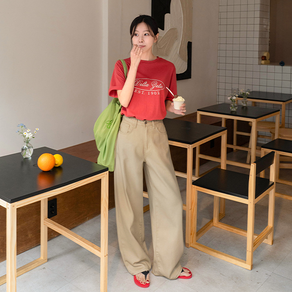 델타 loose fit Short-sleeve T-shirt