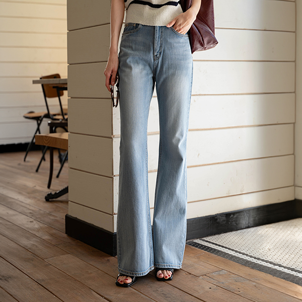 Brush Loose Boot Cut Denim Pants