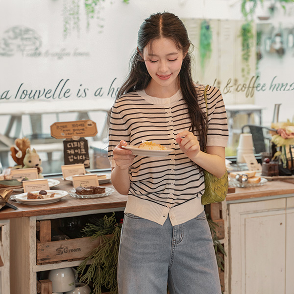 Sophie Pendant Horizontal Striped Short-sleeve Cardigan