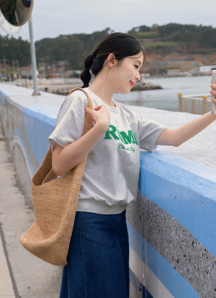 Rome Rmbroidery Short-sleeve sweatshirt Korea