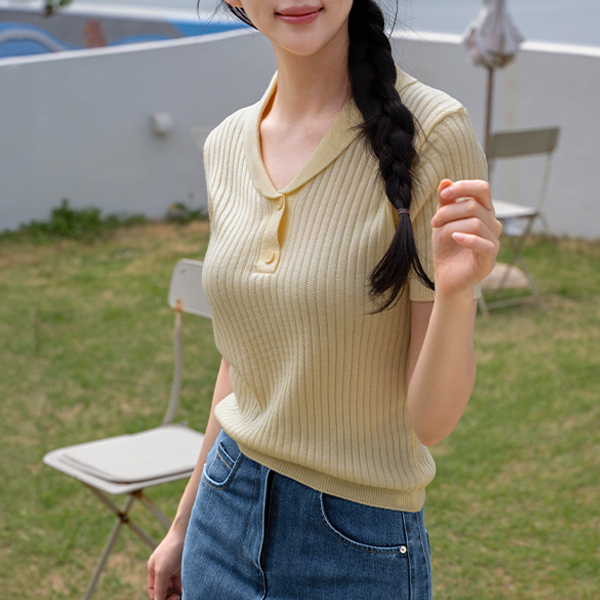 동글 Collar Corrugated Short-sleeve Knitwear