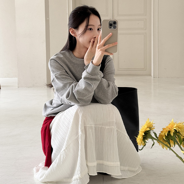 [valyou] Two-Type Stave Patch Sweatshirt