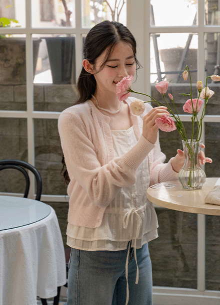 퓨어 핀턱 Sleeveless Blouse Korea