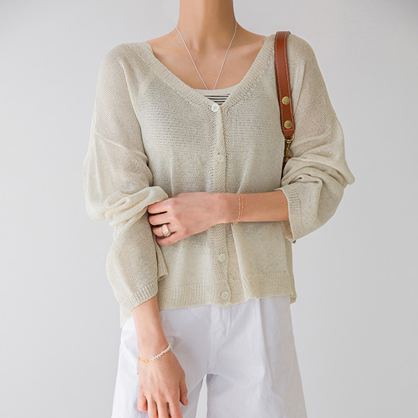 Summer of V-neck cardigan