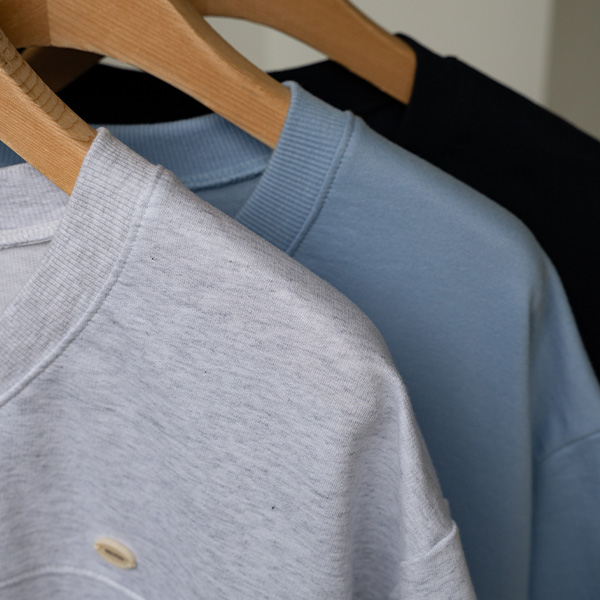 [valyou] Pendant V-neck Short-sleeve sweatshirt
