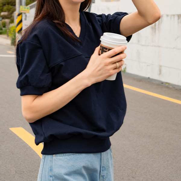 [valyou] Pendant V-neck Short-sleeve sweatshirt