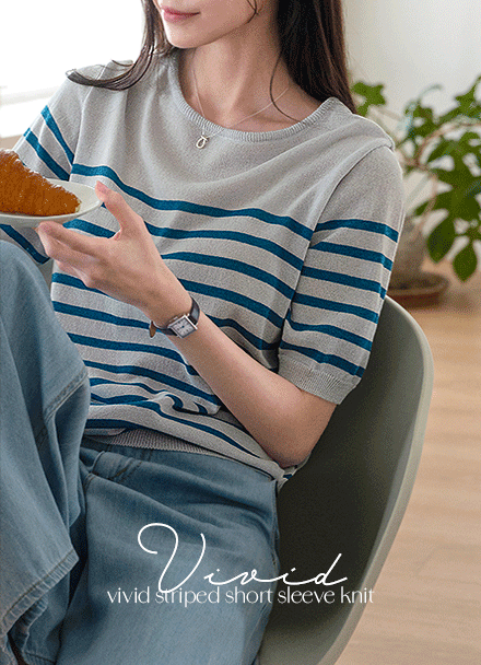 Vivid horizontal striped Short-sleeve Knitwear Korea