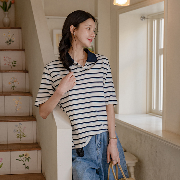 오버 horizontal striped Collar Short-sleeve T-shirt