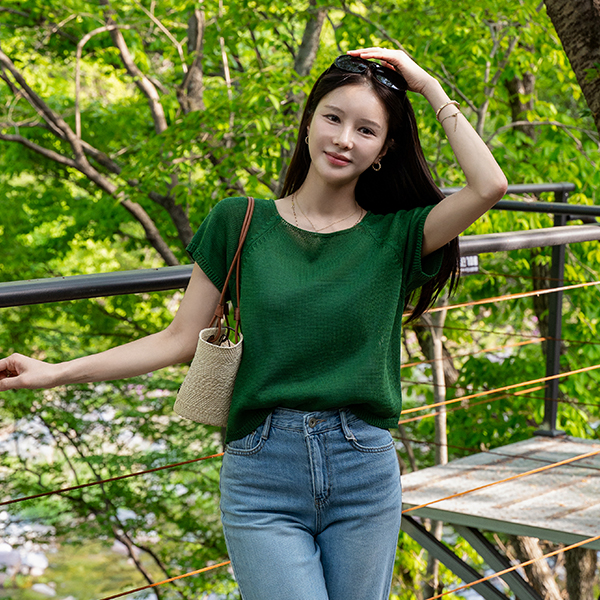 베터 스퀘어 Short-sleeve Knitwear