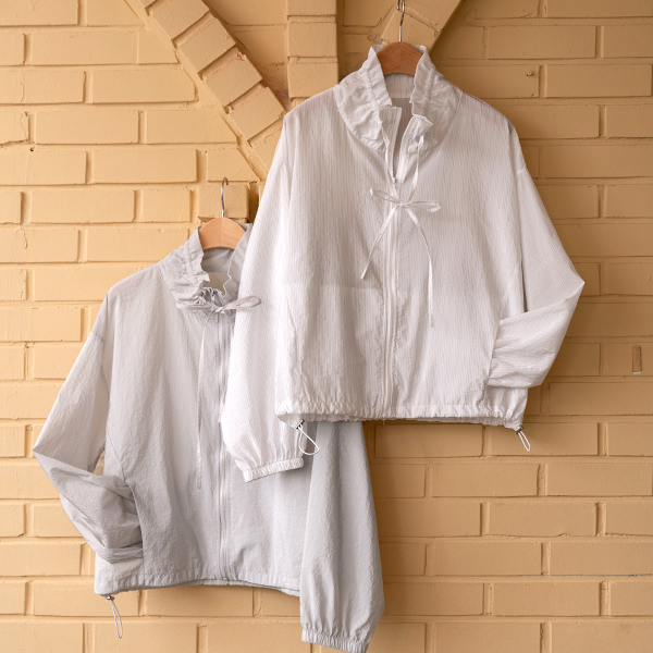 잔나 넥 string Windbreak Jumper