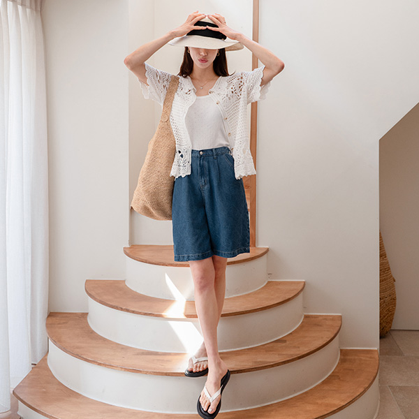 Cool Slosh Pintuck Back Banding Denim Shorts
