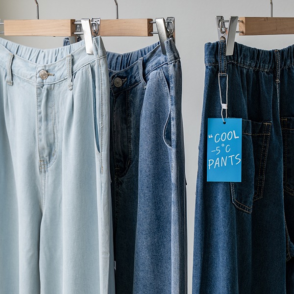 Wrinkle-free Pintuck Wide Denim Pants