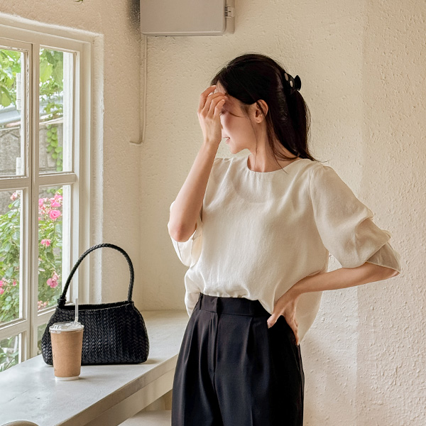 Shirring Sleeves Balloon Blouse