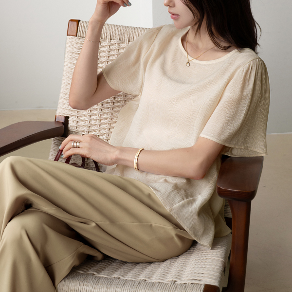 Silky Mood Flare Blouse