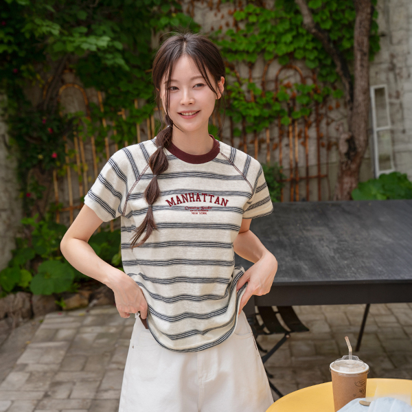 Manhattan Horizontal Striped Raglan Short-sleeve T-shirt