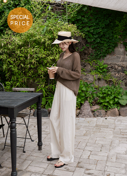 [Special Sale] Boucle Hachi V-neck Summer Knitwear Korea