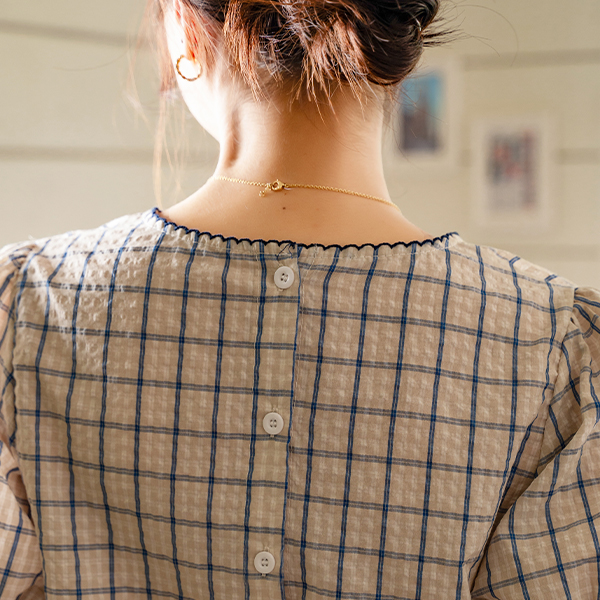 [Special Sale] Back Button Check Short-sleeve Blouse