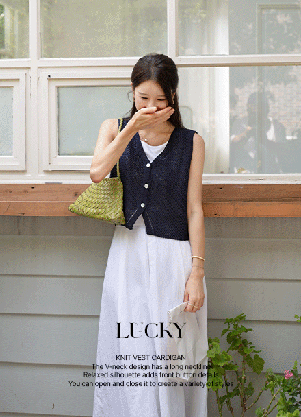 Luck Knitwear Vest Cardigan Korea