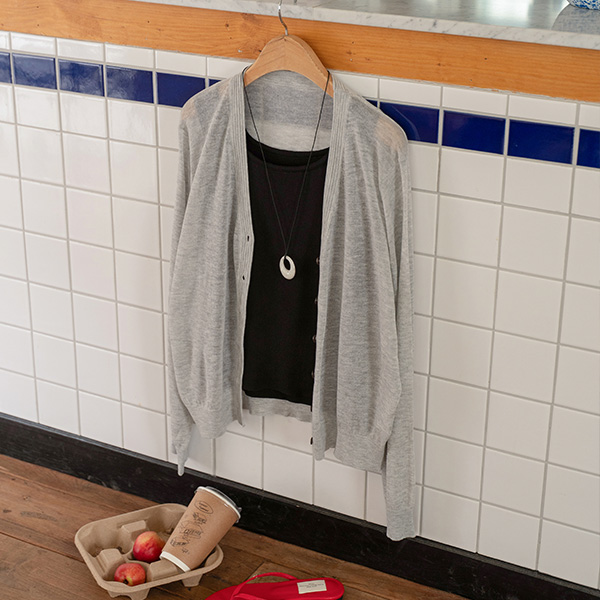 살안타 Linen V-neck Cardigan
