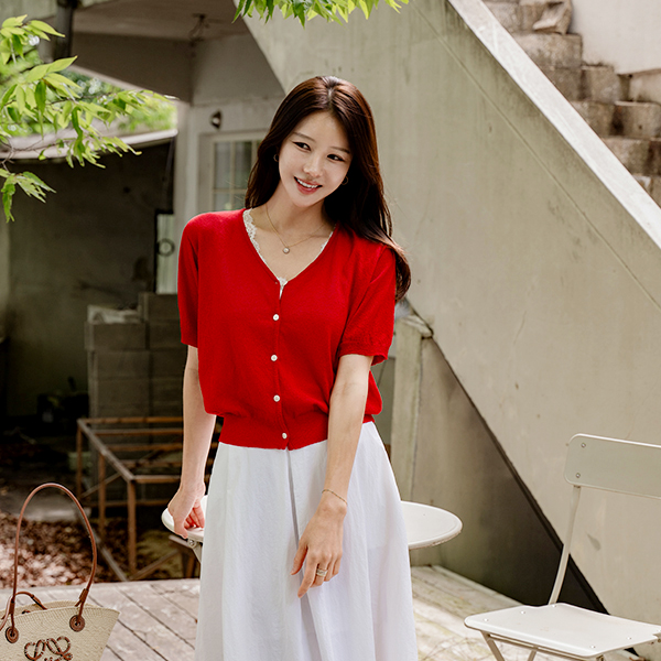 Goseul V-neck Short-sleeve Cardigan