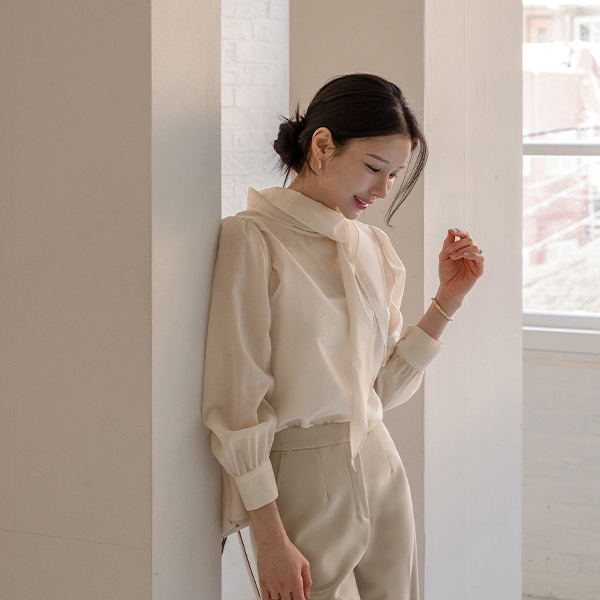 Naples Shea Tie Blouse