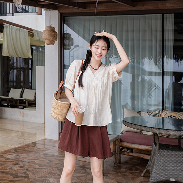 V-neck Puff Pintuck Shirring Short-sleeve Blouse